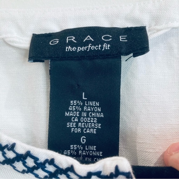 GRACE Sz L Embroidered Sleeves and Front Straight Lines Balloon  Sleeves Tunic - Picture 9 of 10